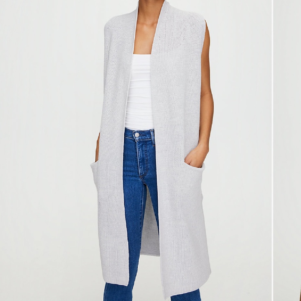 Merino wool Olivie cardigan vest - aritzia